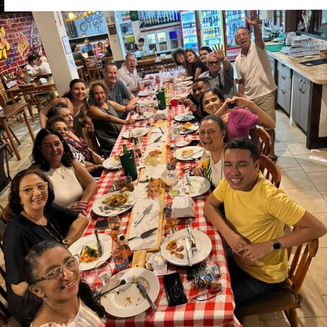 Pousada E Pizzaria Sol E Alegria Форталеза Экстерьер фото